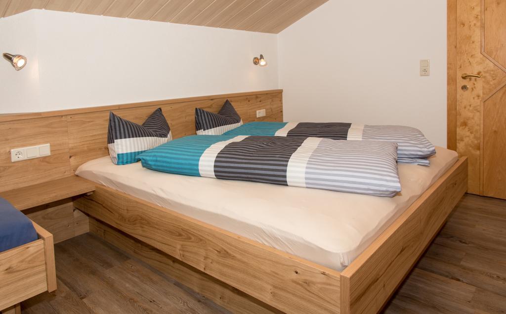 Haus Deutschmann Apartment Wenns Bagian luar foto